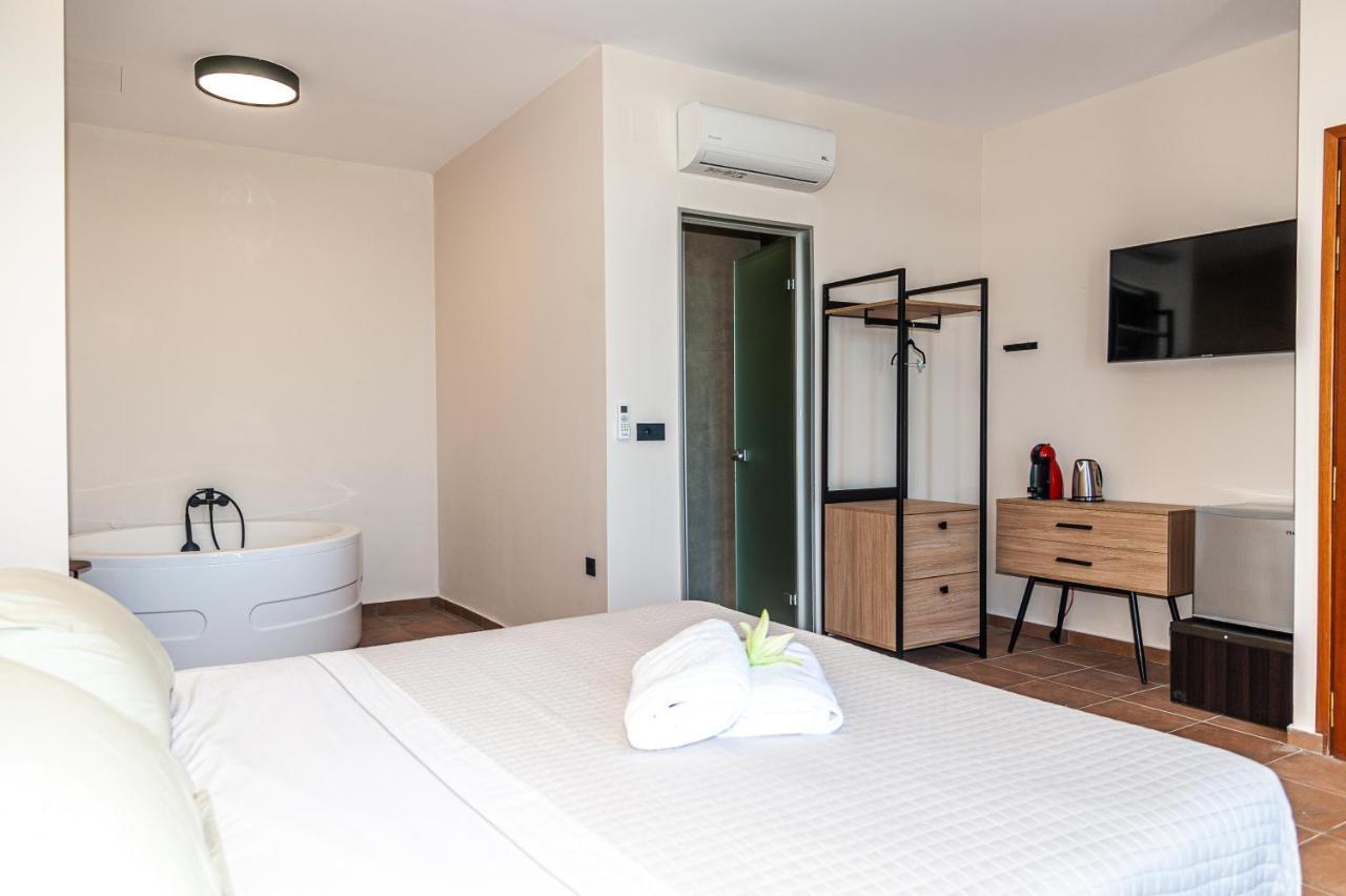 Endless Blue Suites Hanya Dış mekan fotoğraf